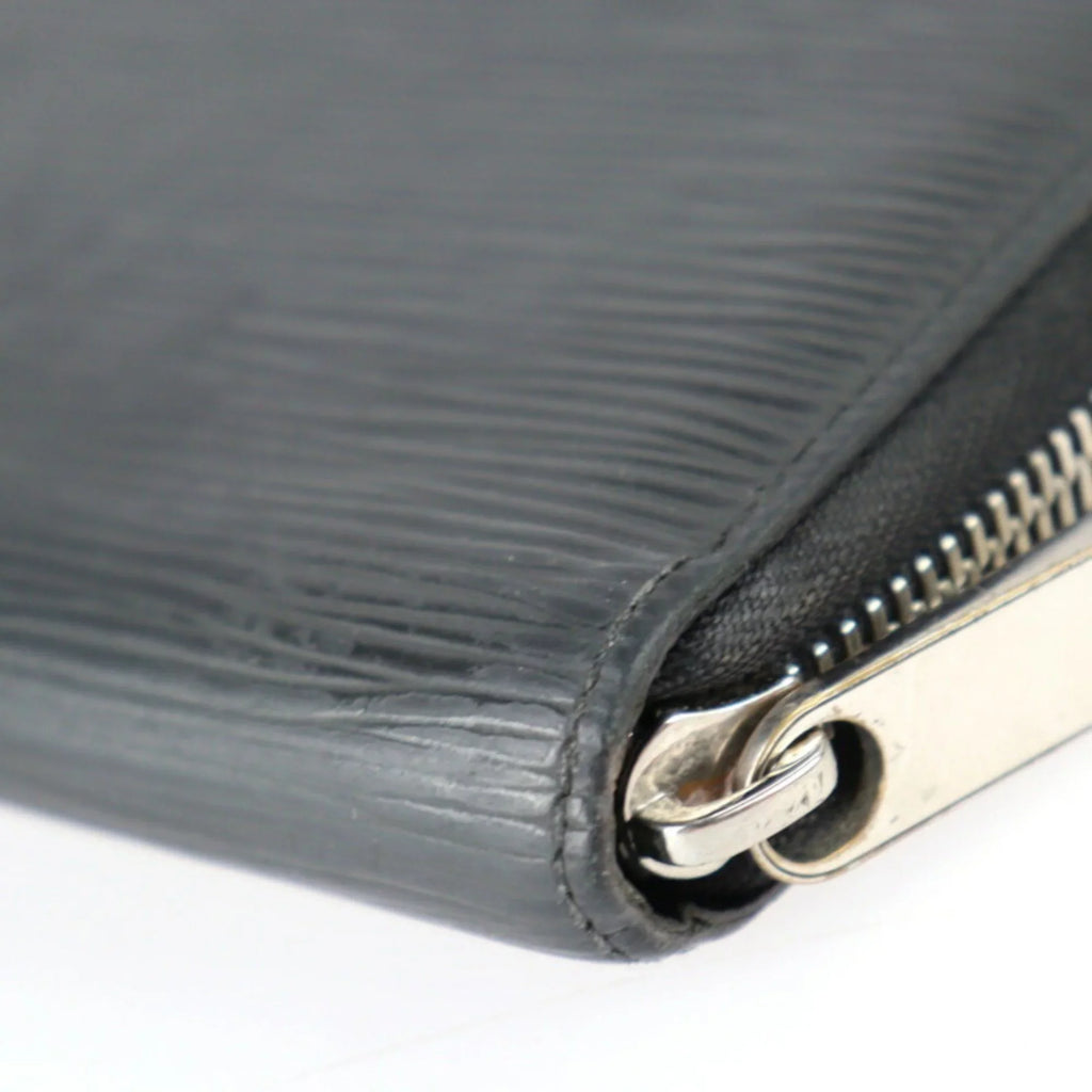 Pre-Owned   Louis Vuitton Zippy Wallet Long  Epi Leather Black Silver Hardware Round Zipper (Good)