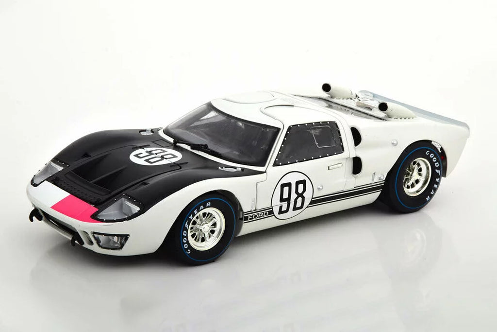 Shelby 1966 Ford -40   #98, White - Shelby Collectibles  - 1/18 scale Diecast Model Toy Car