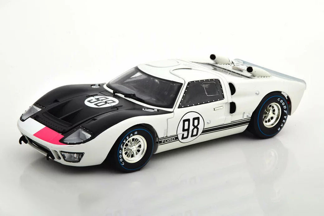 Shelby 1966 Ford -40   #98, White - Shelby Collectibles  - 1/18 scale Diecast Model Toy Car