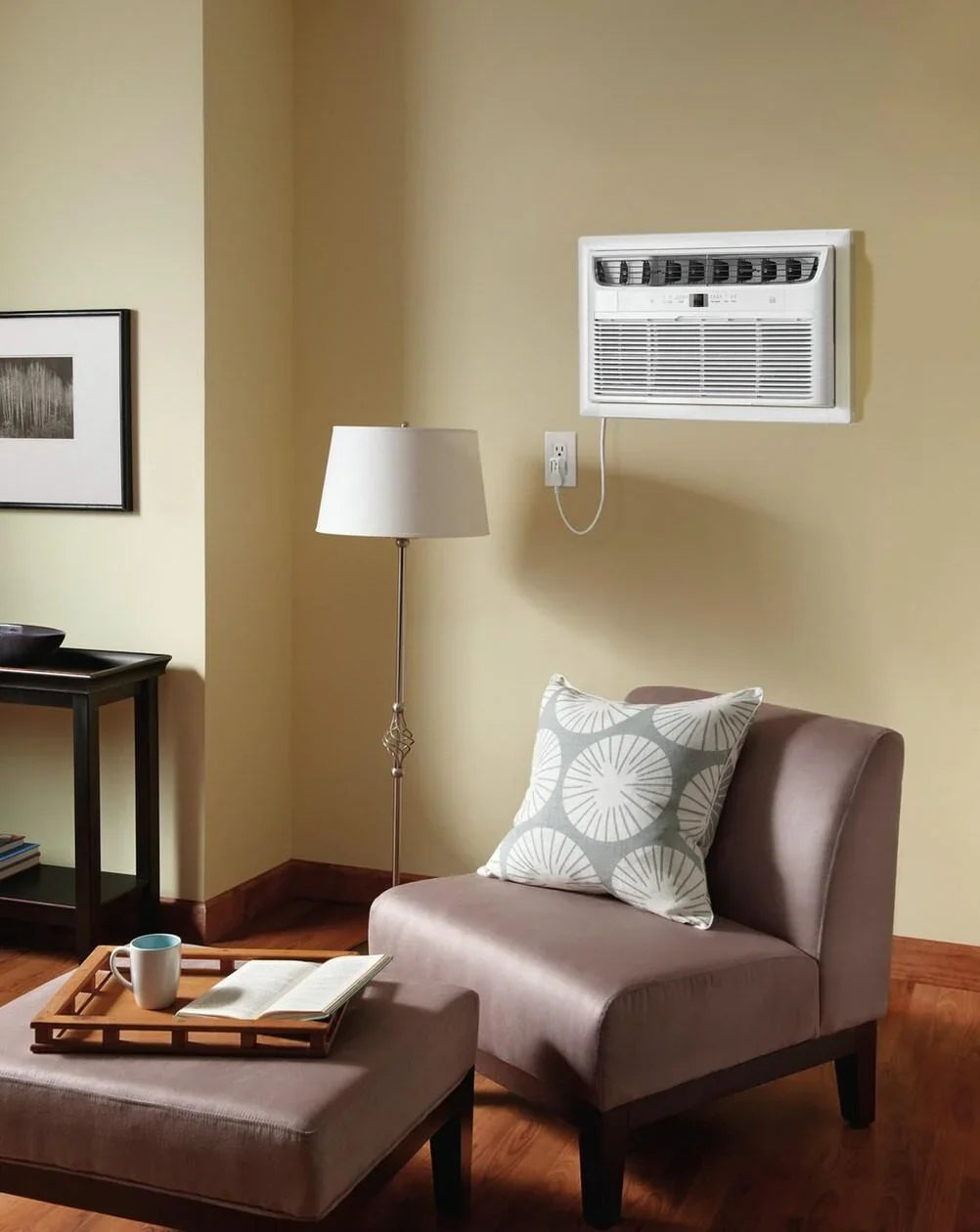 Frigidaire  Wall Air Conditioner 14000 Cooling , 700 sq. ft. 230/208 Volts, Remote, White