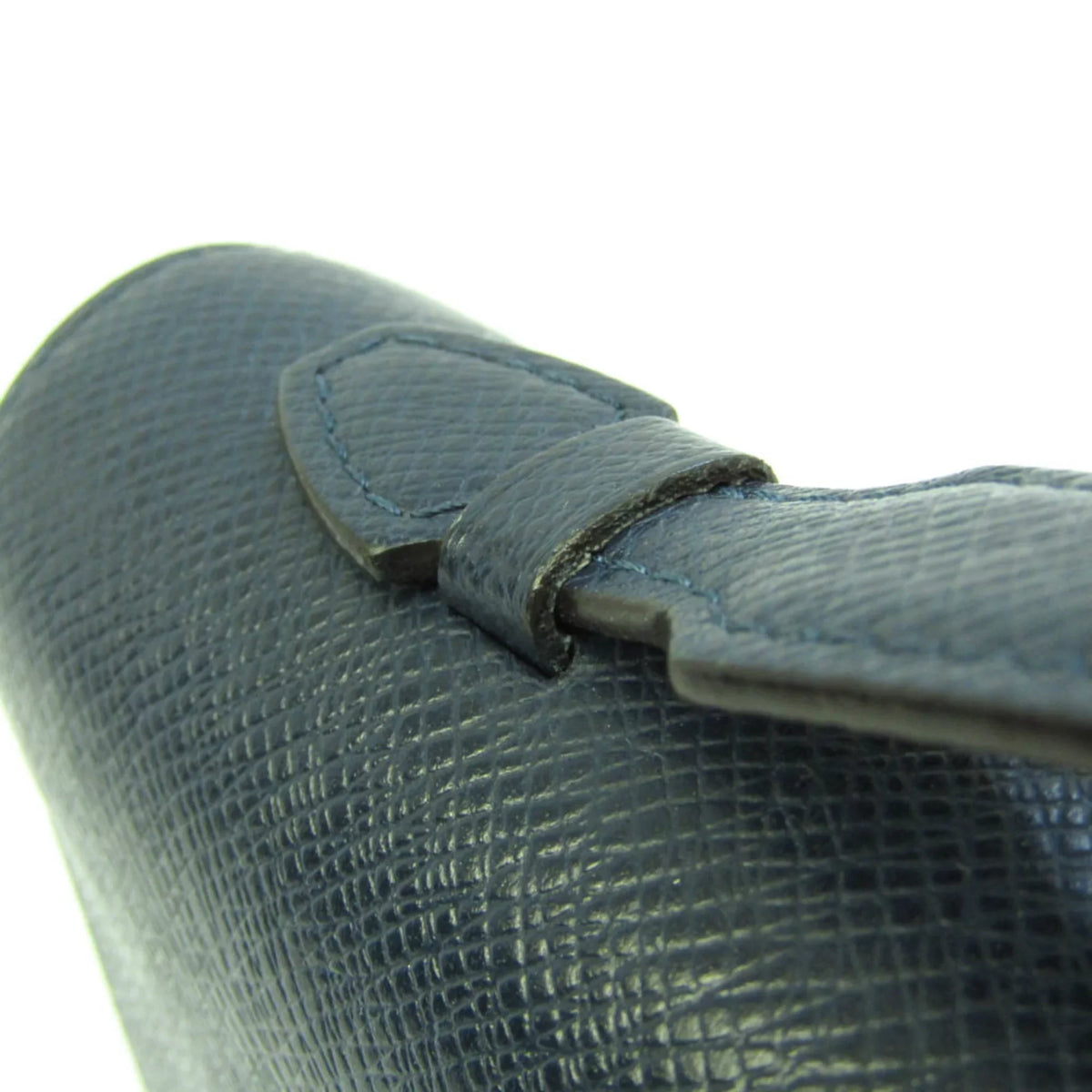 Pre-Owned Louis Vuitton Taiga Zippy   Men's Taiga Leather Long Wallet (bi-fold) Navy Blue (Good)