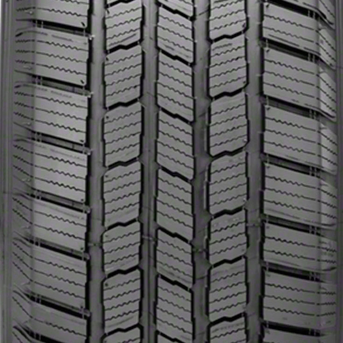 Michelin Defender  / All Season 245/55R19 103H Light Truck Tire