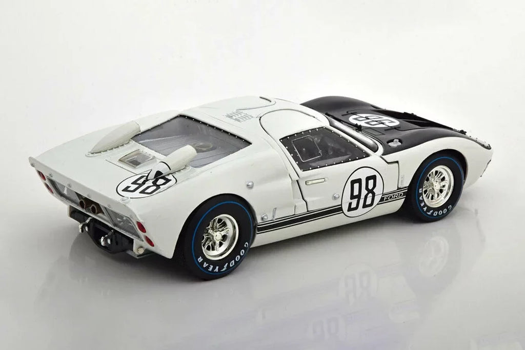 Shelby 1966 Ford -40   #98, White - Shelby Collectibles  - 1/18 scale Diecast Model Toy Car