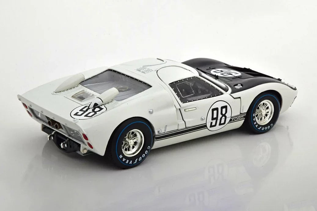 Shelby 1966 Ford -40   #98, White - Shelby Collectibles  - 1/18 scale Diecast Model Toy Car