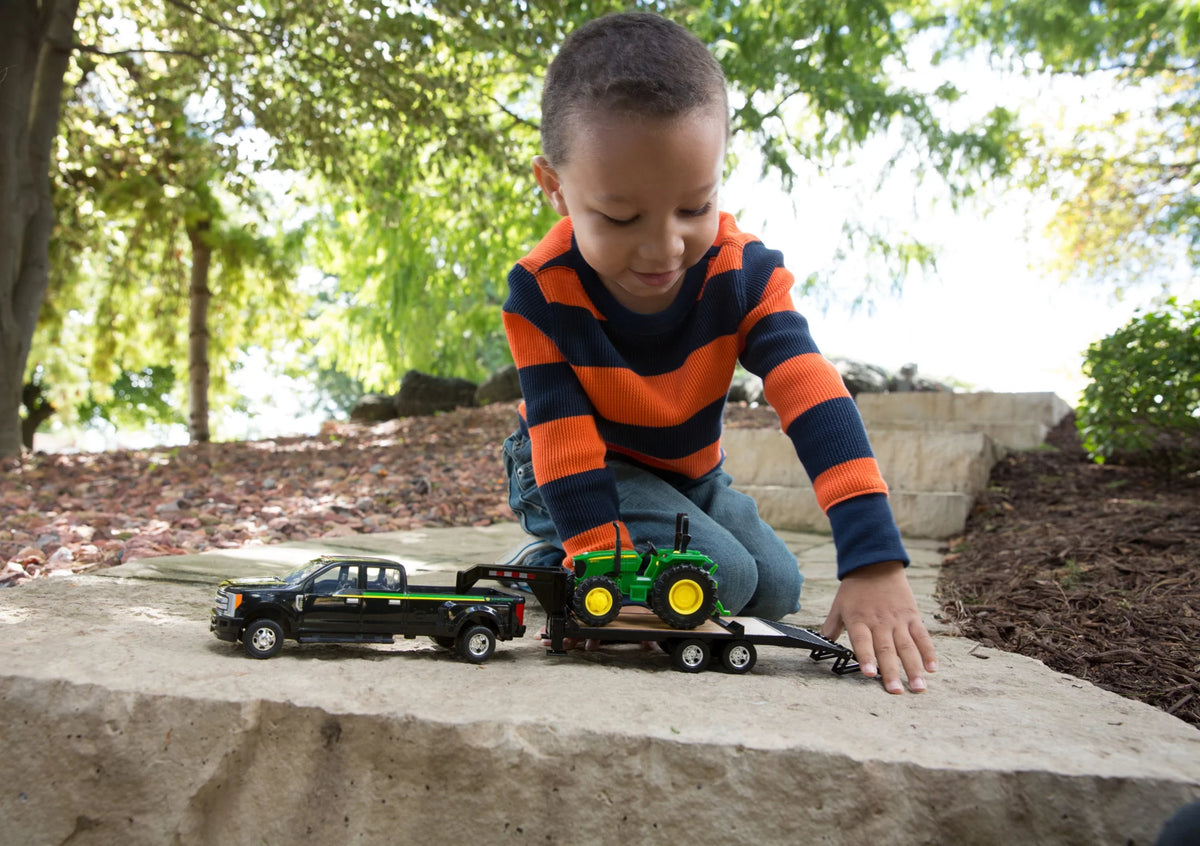 John Deere Toy Truck And Toy Tractor Set, 2017 Ford  & 5075E Tractor, 1:32 Scale